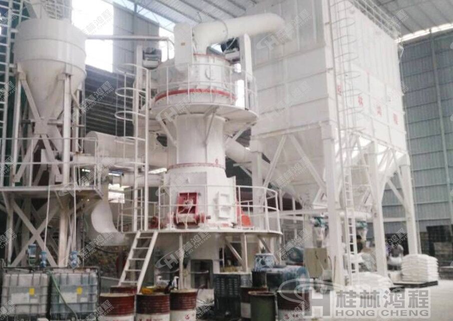 桂林鴻程HLMX大理石粉400目超細立磨機生產線現場 HLMX1100桂林鴻程400目大理石粉HLMX超細立磨機生產線現場