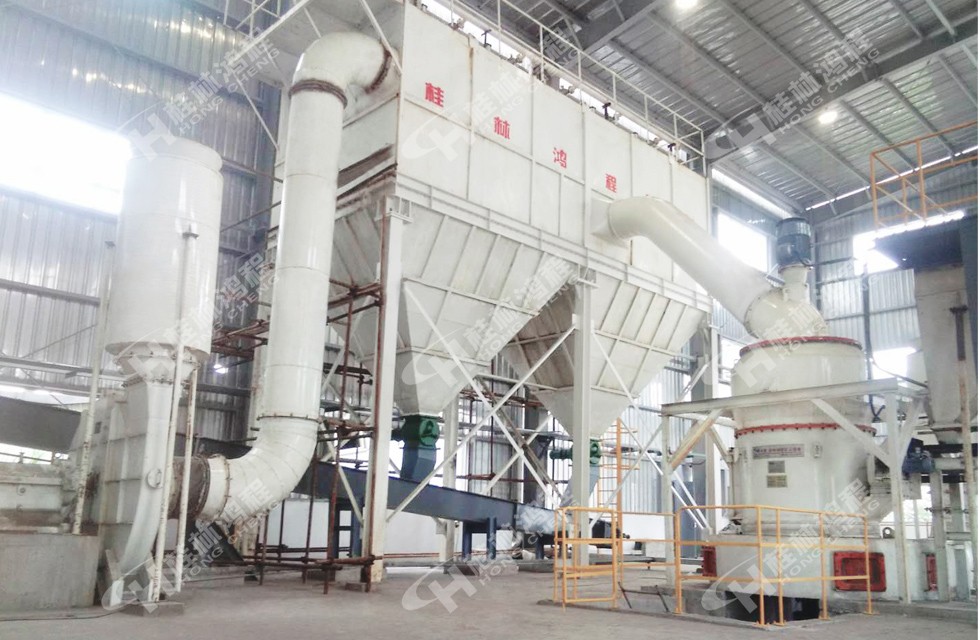 1571192176896330.jpg 陶瓷土磨粉機生產線陶瓷粉末200目機械-明星機械:HC1700縱擺磨粉機