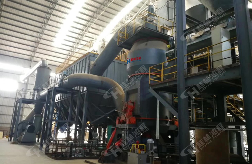 HLM1900碗式中速磨煤機山西某煤力電廠客戶生產線現(xiàn)場 HLM1900碗式中速磨煤機山西某煤力電廠客戶生產線現(xiàn)場