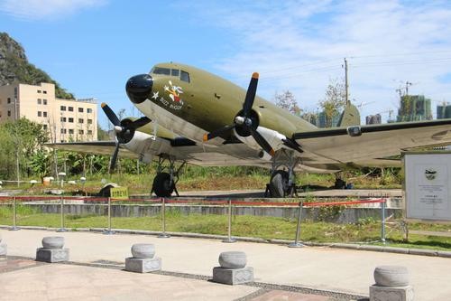 桂林鴻程雷蒙機(jī)廠地址:臨蘇路磨粉機(jī)生產(chǎn)基地 桂林鴻程雷蒙機(jī)廠地址:臨蘇路磨粉機(jī)生產(chǎn)基地